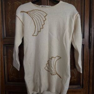 Adrienne Vittadni Cream Wool Sweater